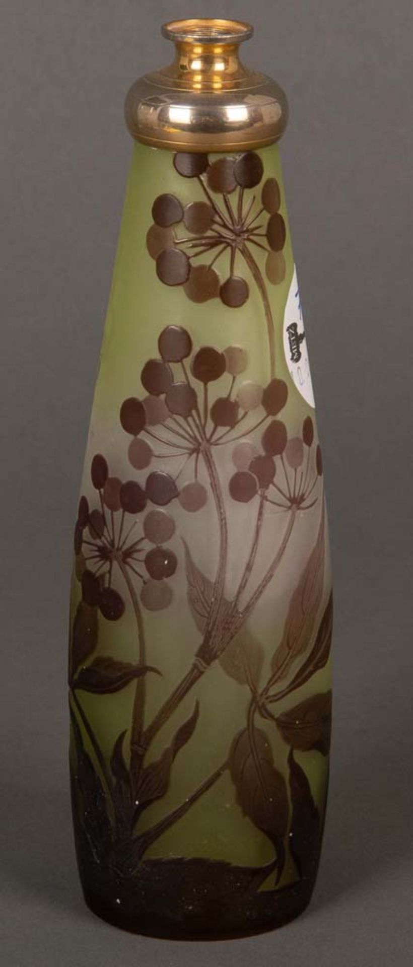 Jugendstil-Parfumzerstäuber. Nancy, Émile Gallé 1900-1905. Farbloses Glas, farbig überfangen, floral