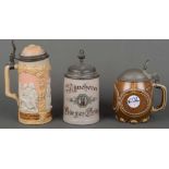 Drei Bierseidel mit Zinndeckelmontur. Villeroy & Boch / Merkelbach / Höhr-Grenzhausen u.a., 20.