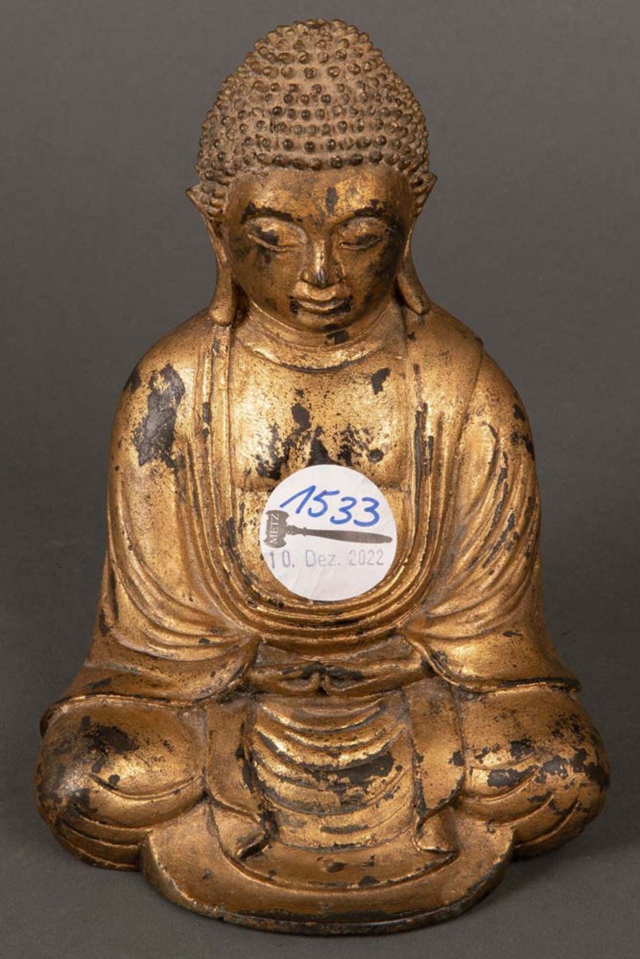 Sitzender Buddha. Asien. Bronze, vergoldet, H=17,5 cm.