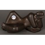 Walter Fischer (1901-1979). Liegender Mann. Bronze, monogr. „WF“, H=17 cm, B=34 cm, T=15 cm.