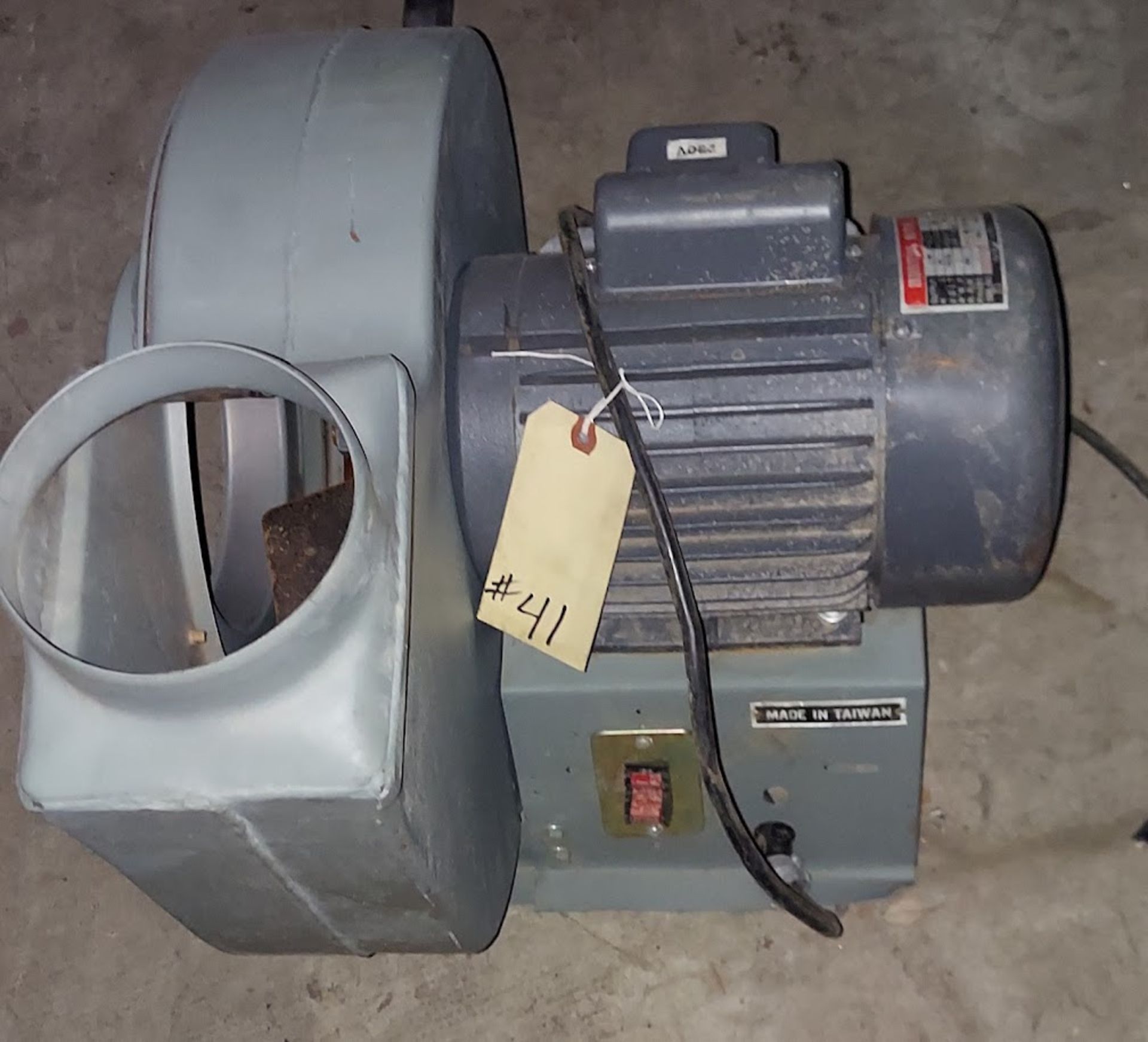 Dust Collector Fan Blower, Motor is 2HP 110/220 1ph