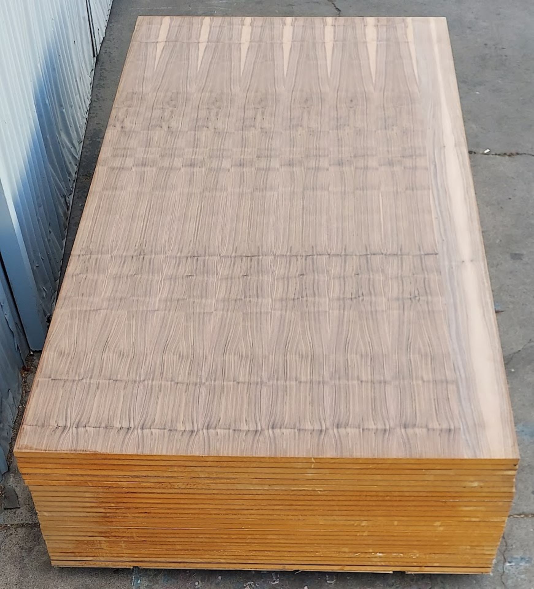 23 pcs 3/4" Walnut MDF 48" x 96"