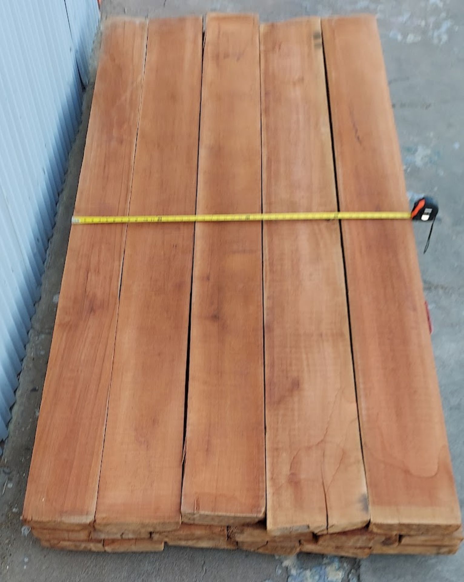 191 bf 8/4 Honduran Mahogany 8' L - Image 2 of 4