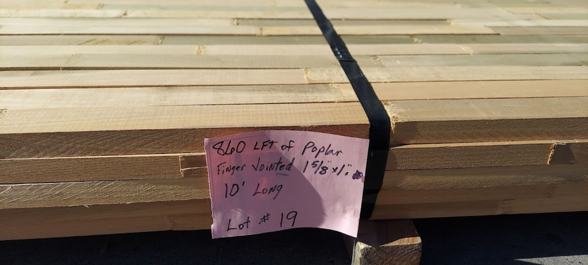 860 lf Poplar Finger-Jointed 1-5/8" x 1" x 10' L - Image 6 of 6