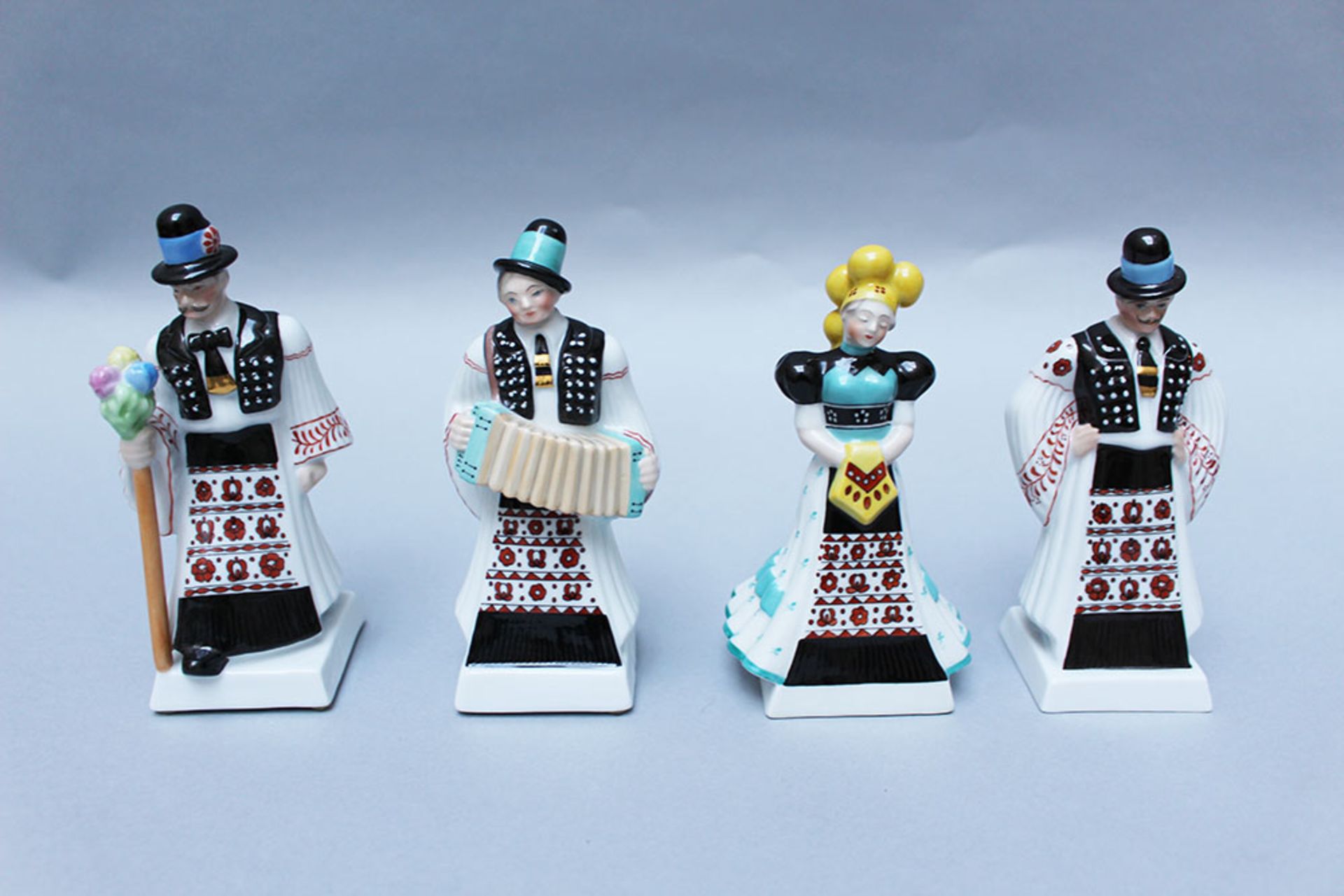 Four Hungarian porcelain figures