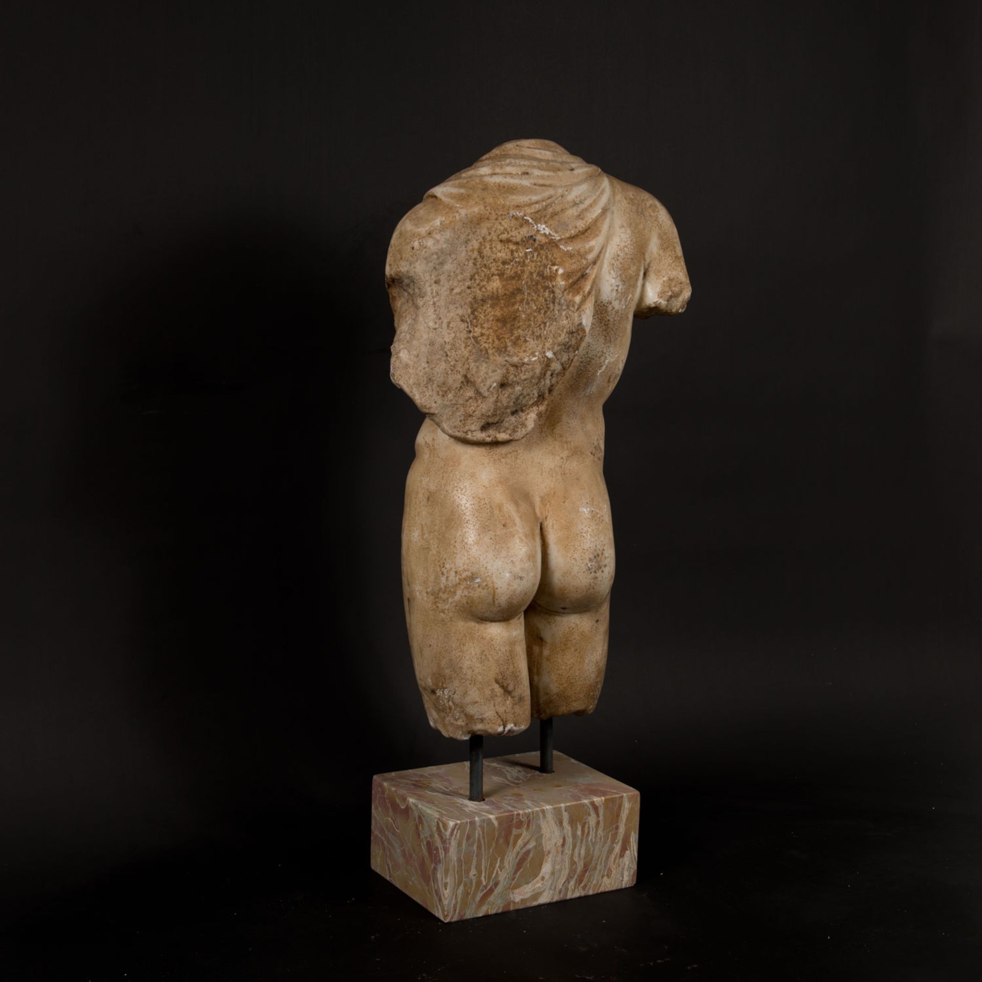 Male Roman marble torso in ancient manner - Image 6 of 6