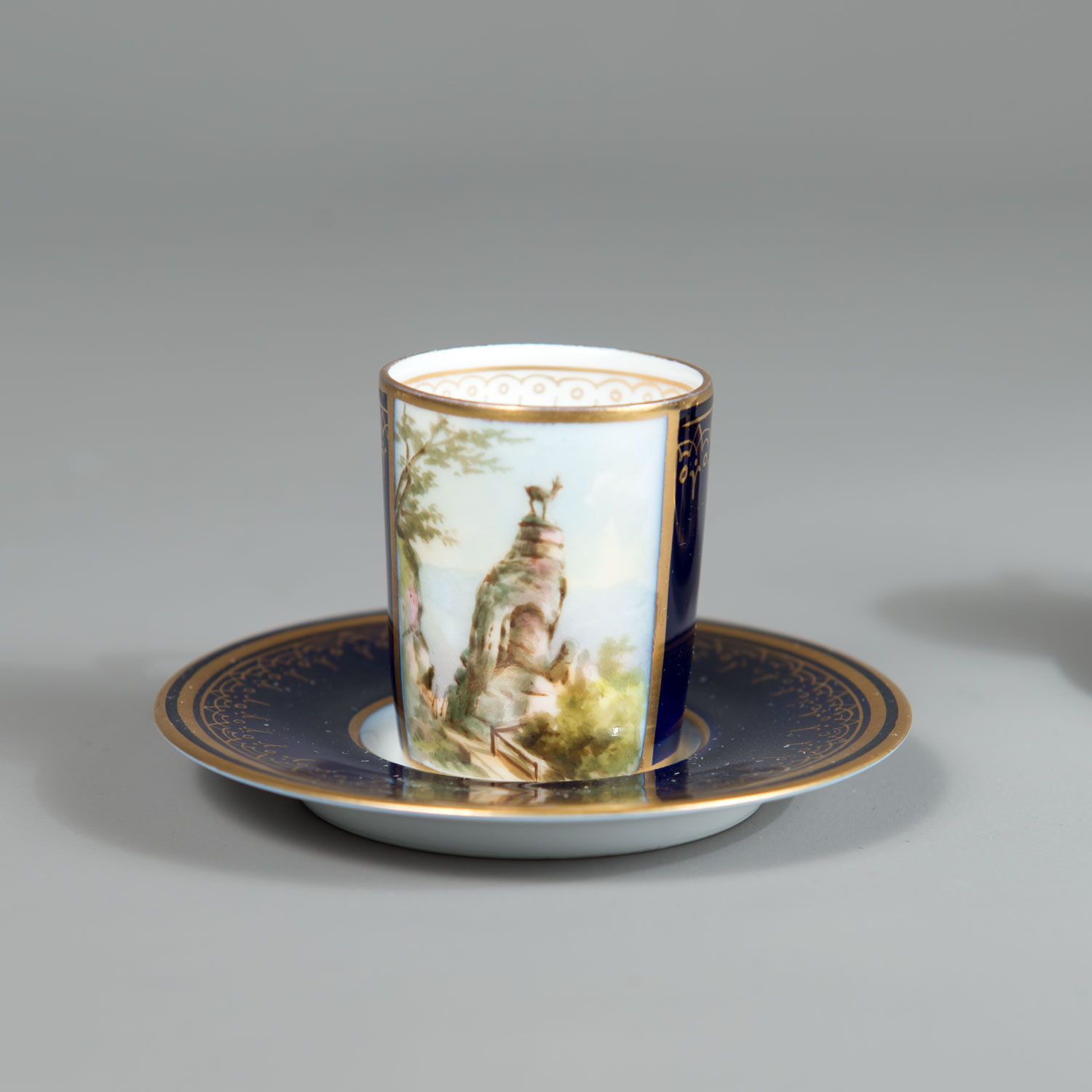 Two Vienna porcelain cups - Image 2 of 4