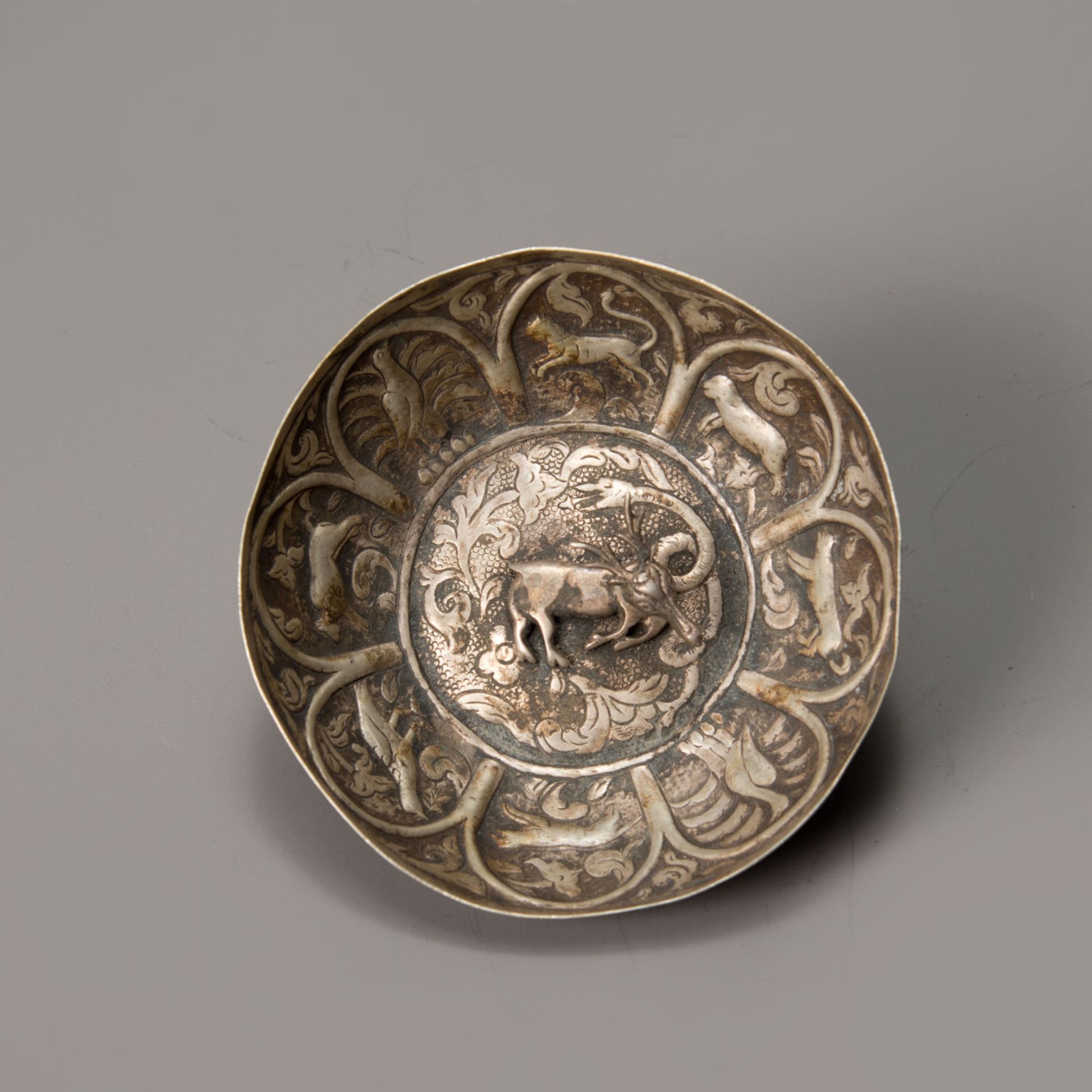 Silver tazza - Image 2 of 3