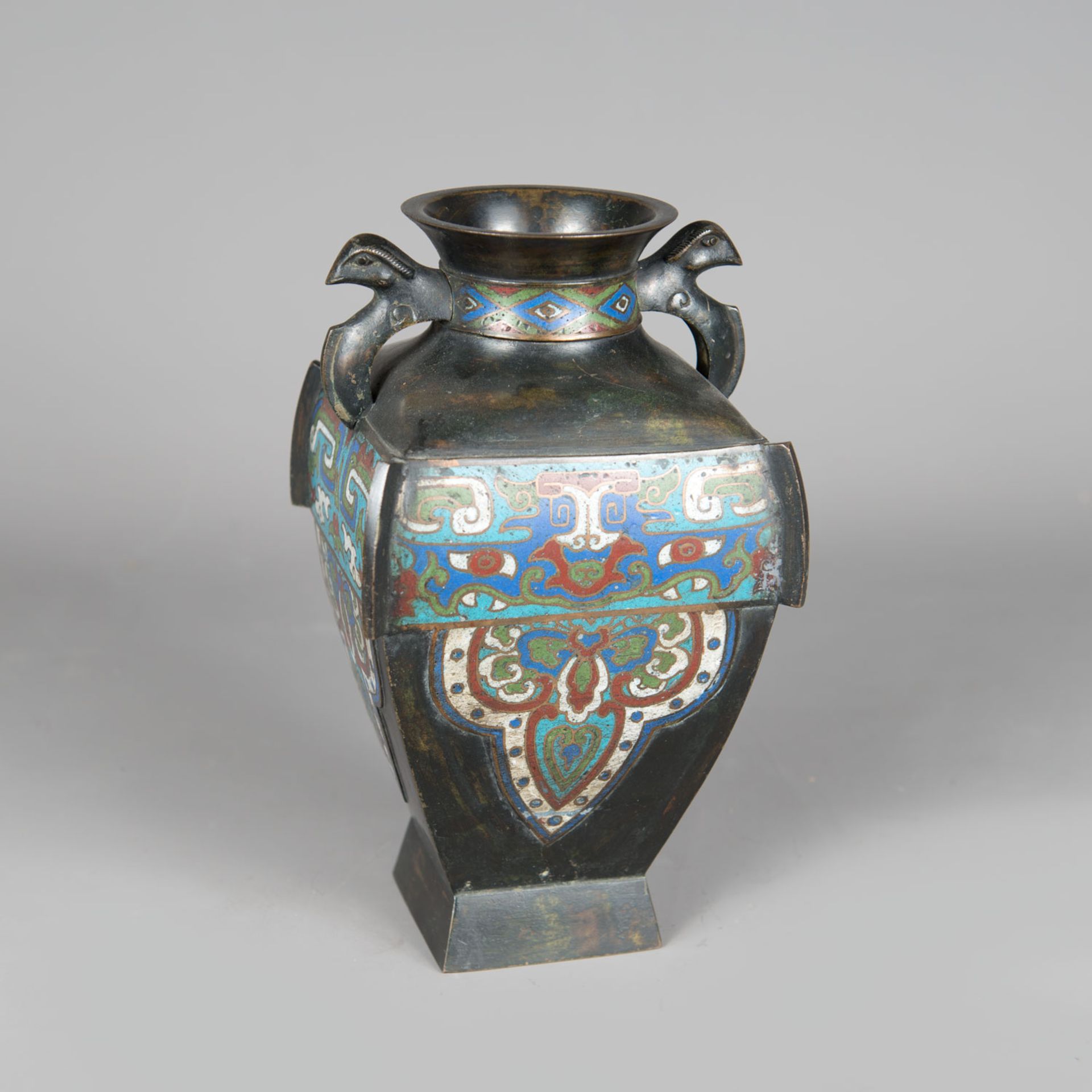 Pair of Chinese Vases - Image 3 of 3
