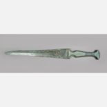 Ancient bronce dagger