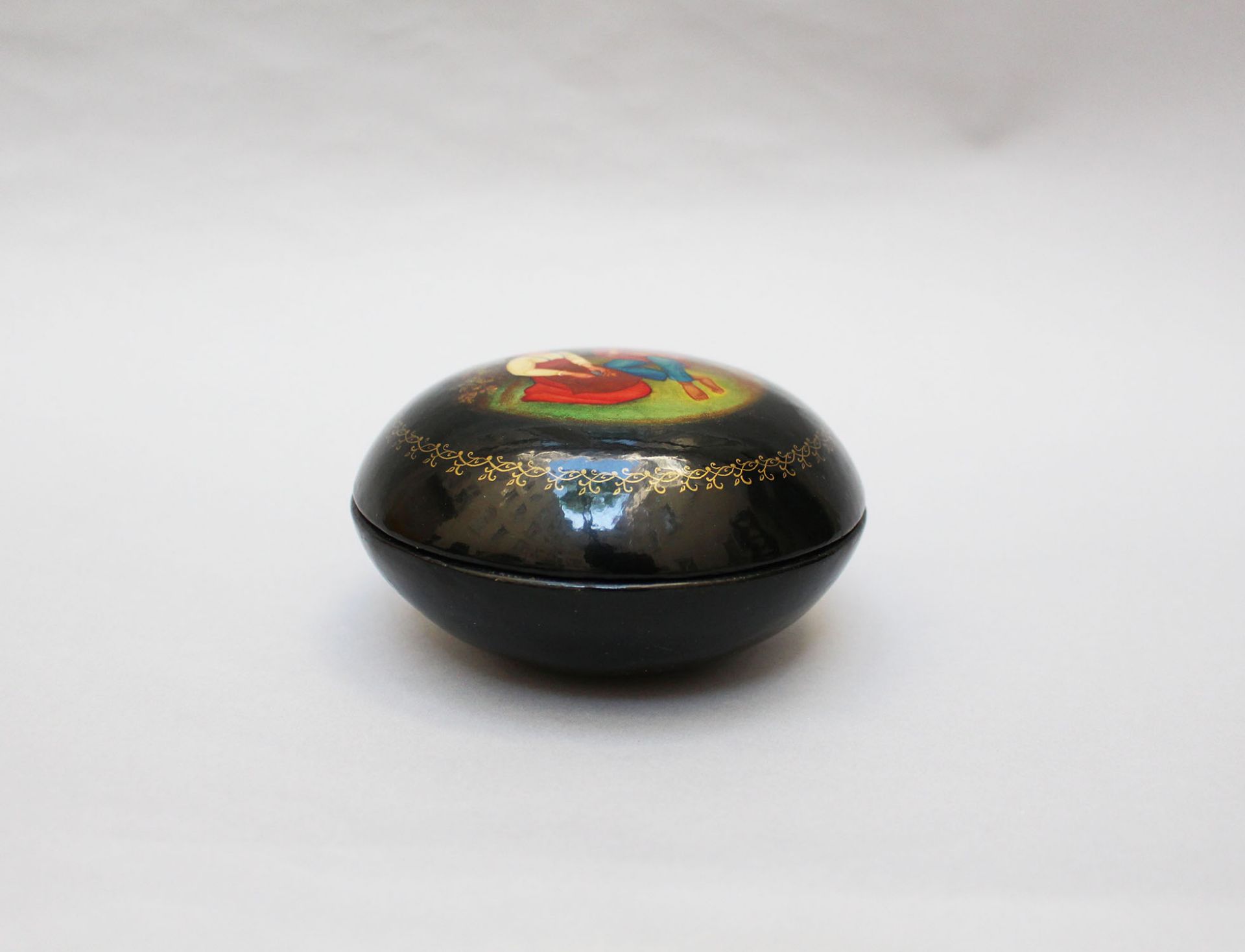 Russian Laquer box - Image 2 of 3