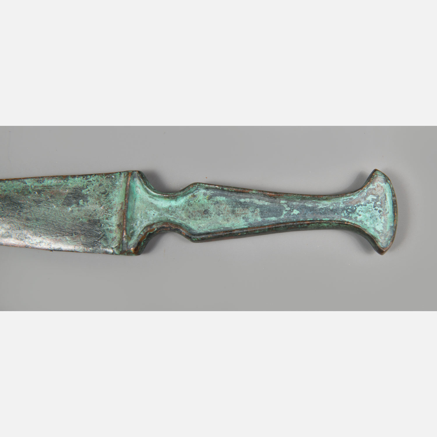 Ancient bronce dagger - Image 2 of 3