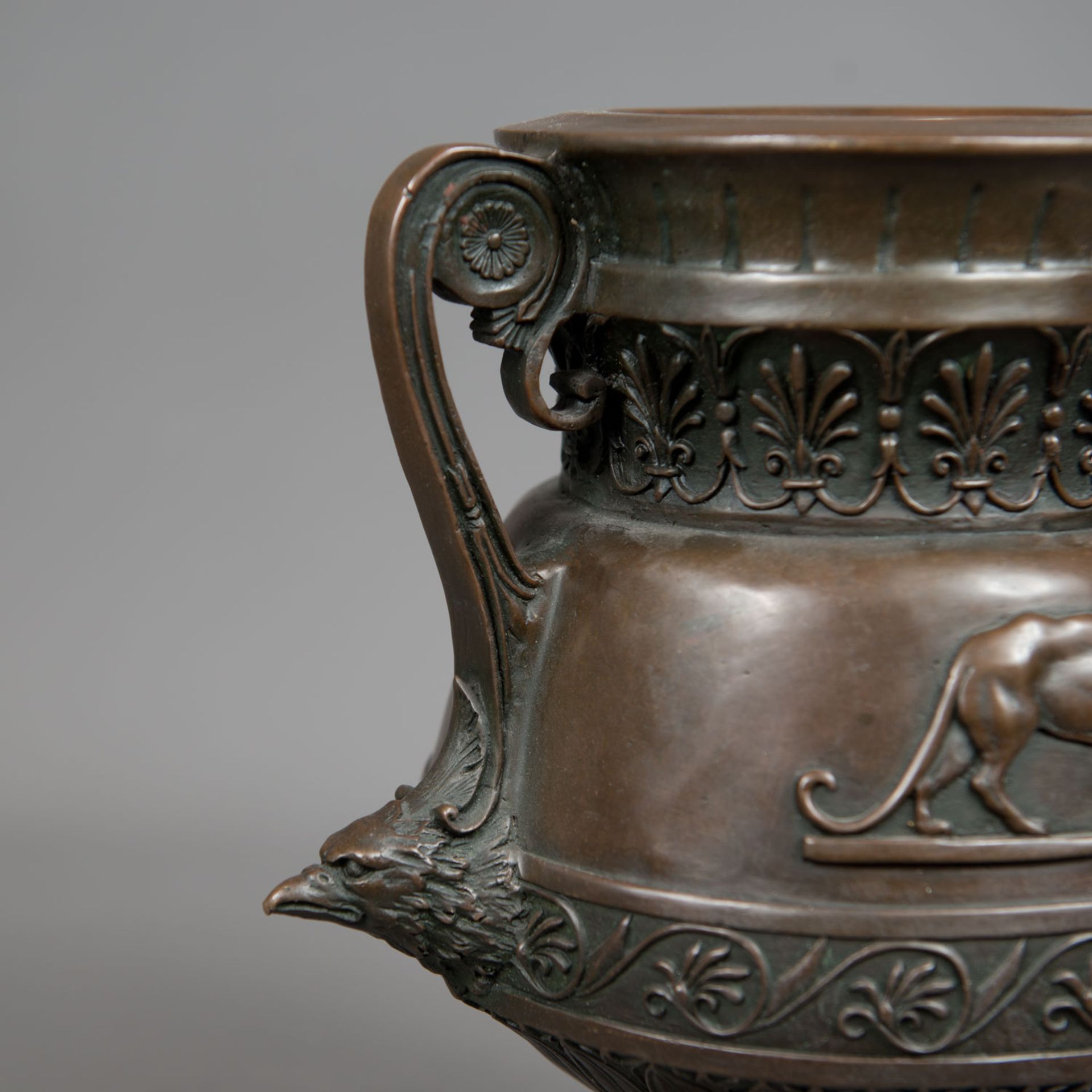 Amphora bronze vase - Image 2 of 3