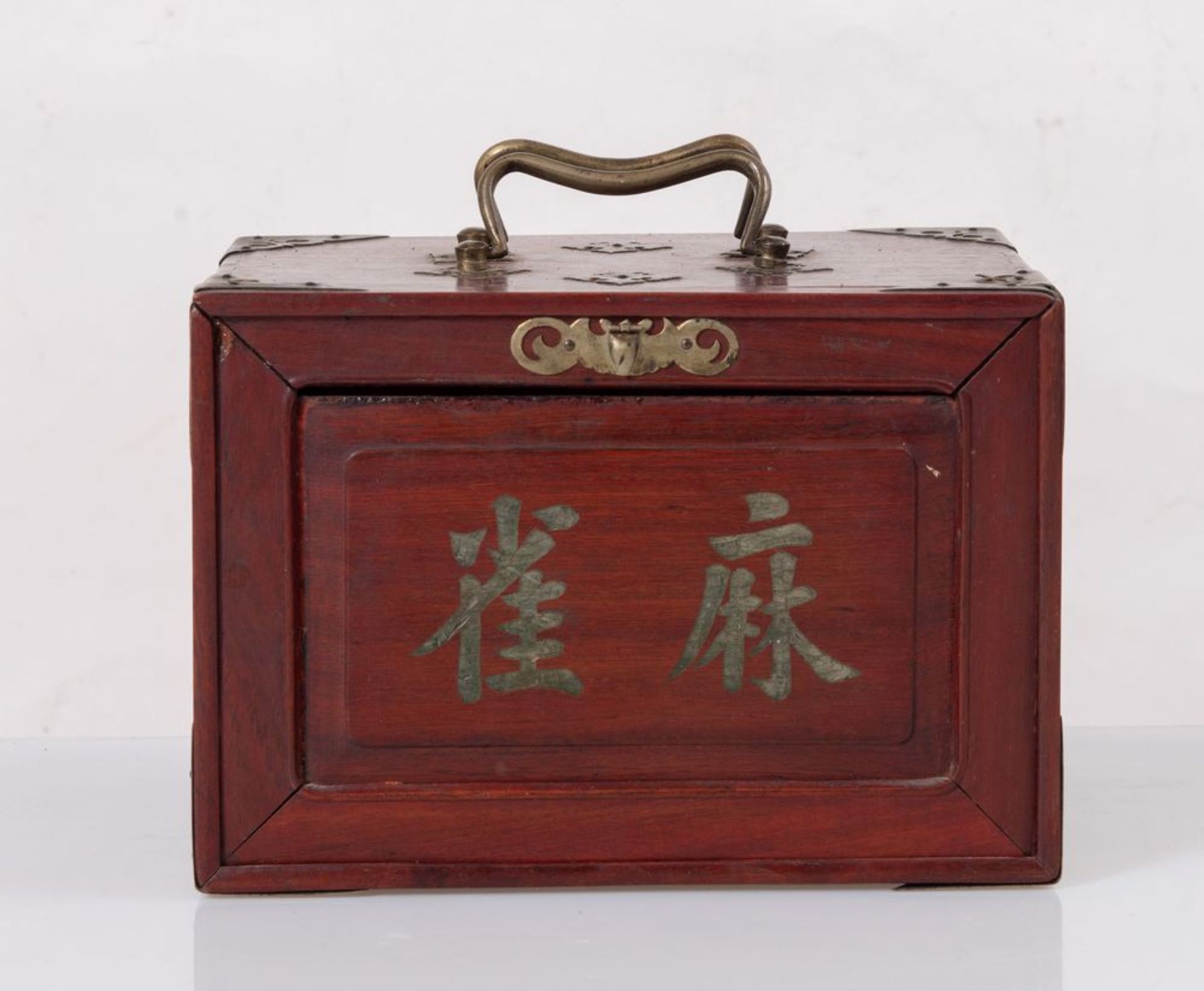 Scatola contenente gioco del MAH JONG in legno con applicazioni in bronzo. Pedine in legno di bamboo - Bild 4 aus 5