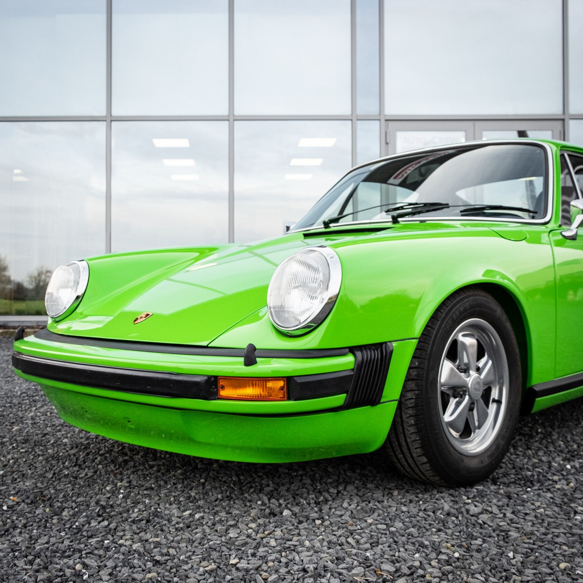 Porsche 911 - Image 3 of 56