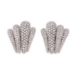 Pair of earrings, white gold, trimmed with diamonds