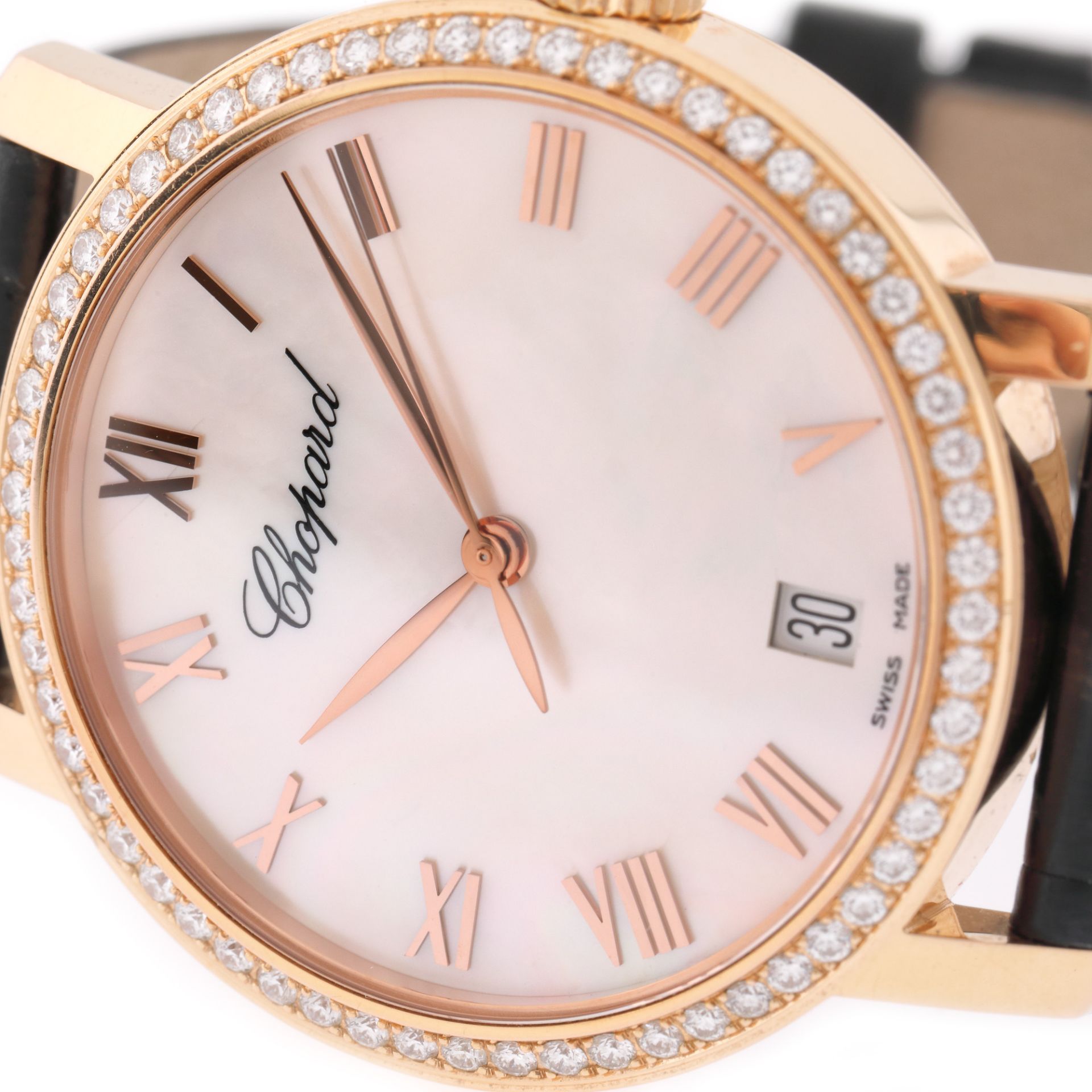 Chopard Classic wristwatch, rose gold, women, decorated with diamonds and mother-of-pearl - Image 2 of 3