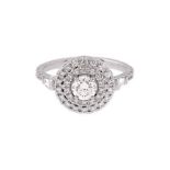 White gold ring, adorned with central diamond and other diamonds arranged concentrically, IGI gemmol