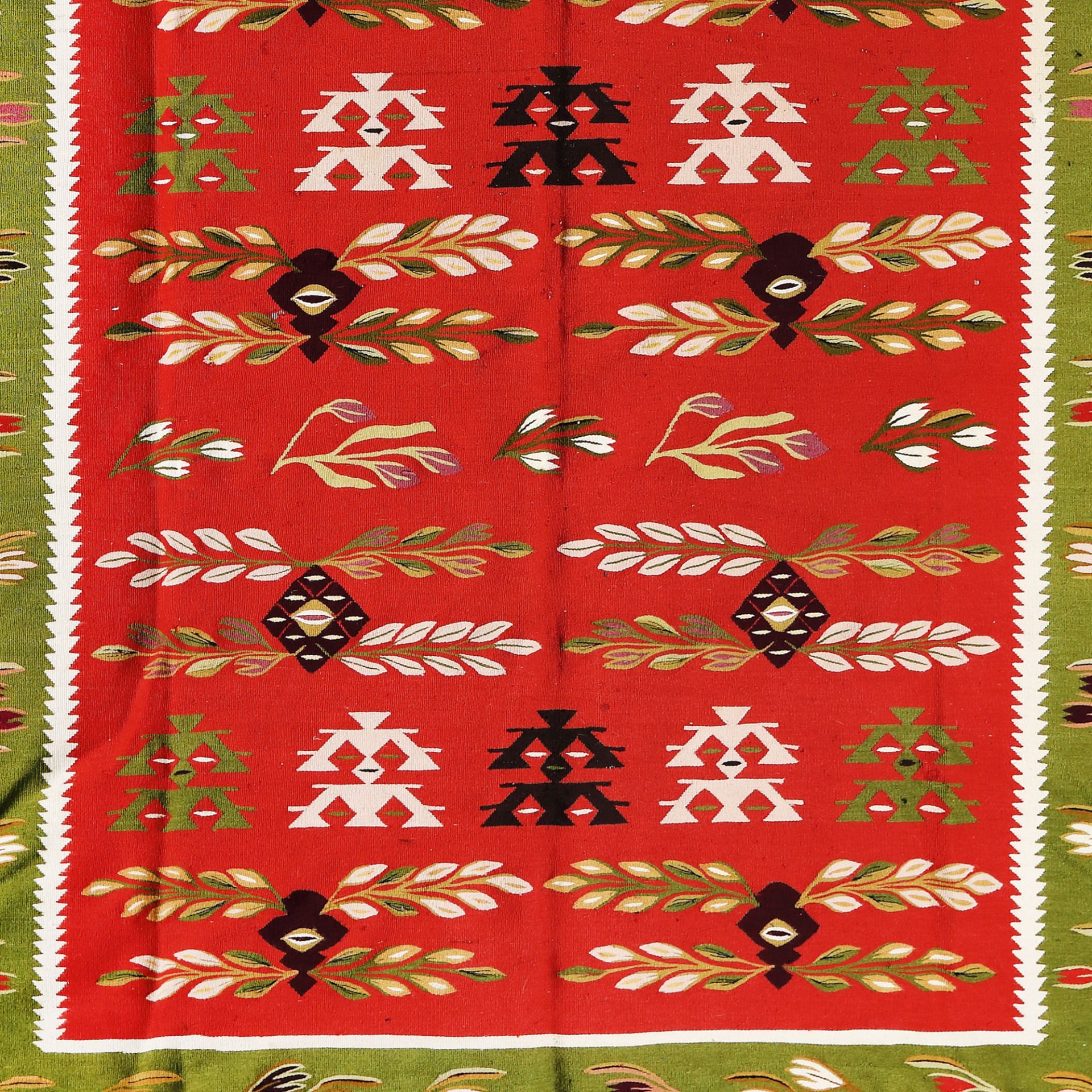 Oltenian wool rug, decorated with floral motifs - Image 2 of 2
