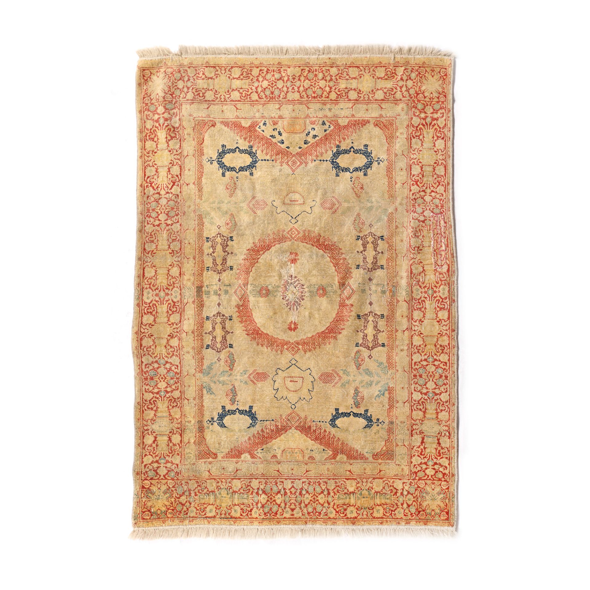 Important Tabriz silk rug, with specific decoration, early 20th century, rare item, part of the coll