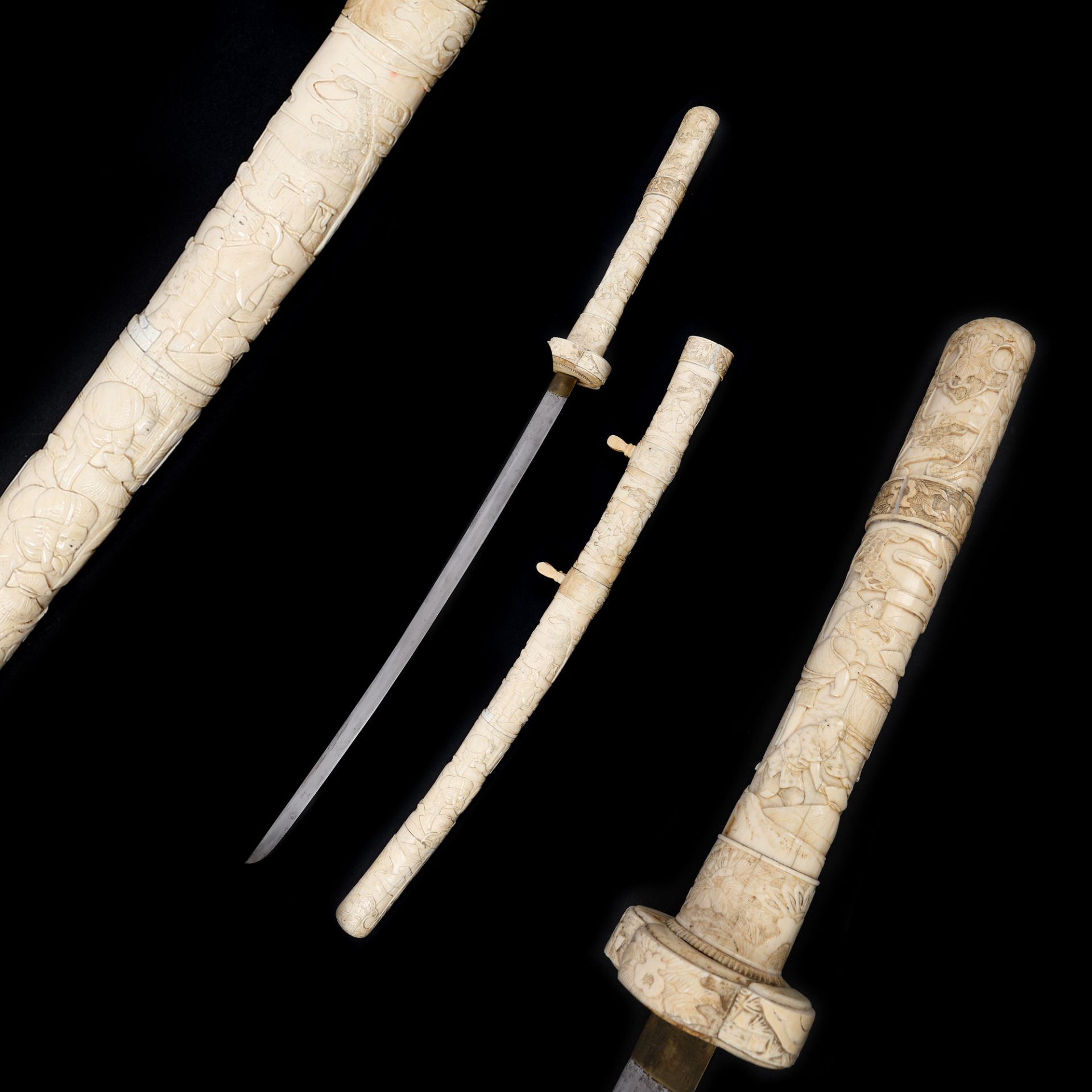 Wakizashi Japanese sword, with sheath and carved bone handle, first half of the 20th century