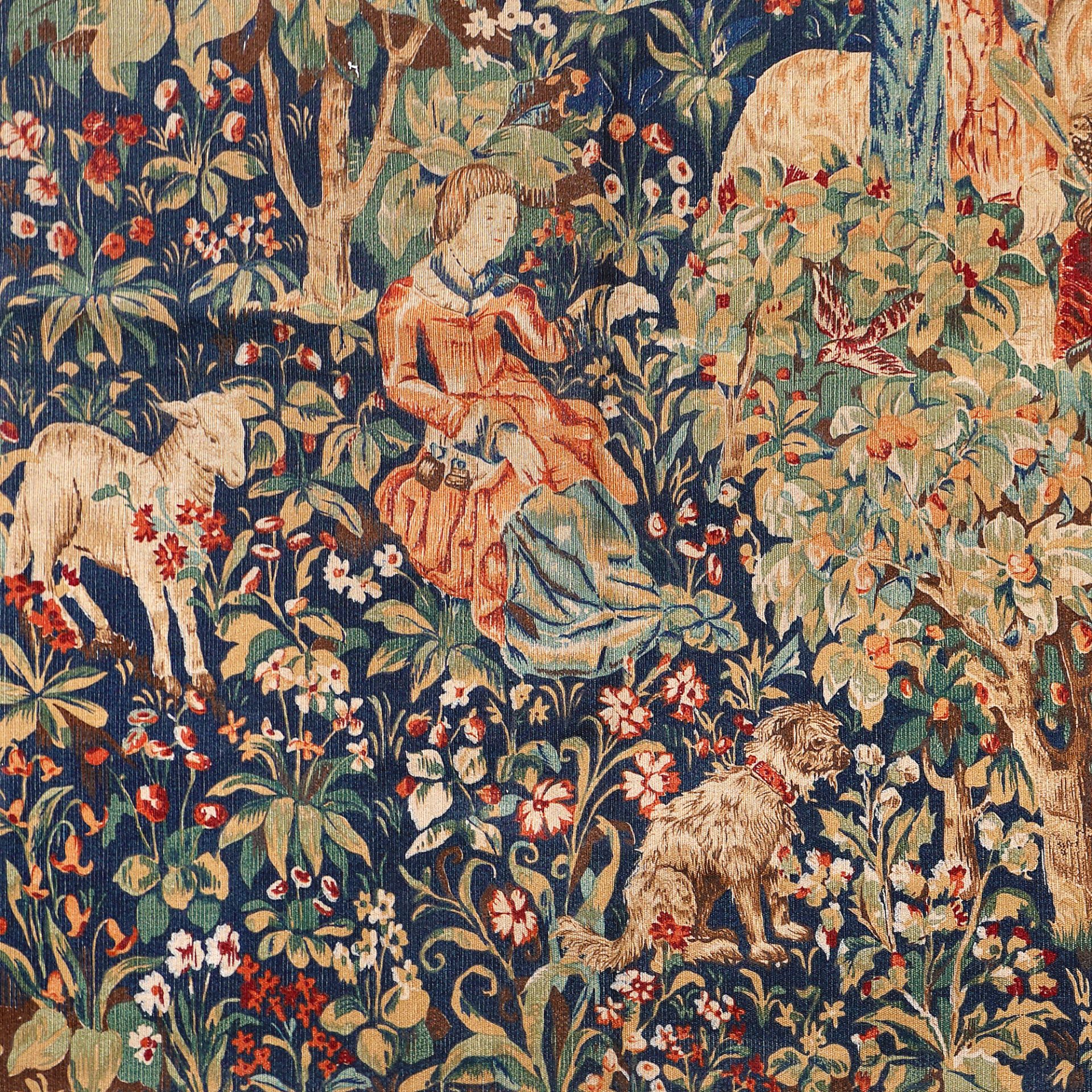 Wool tapestry, illustrating the hunt, Netherlands, 18th century - Image 3 of 3