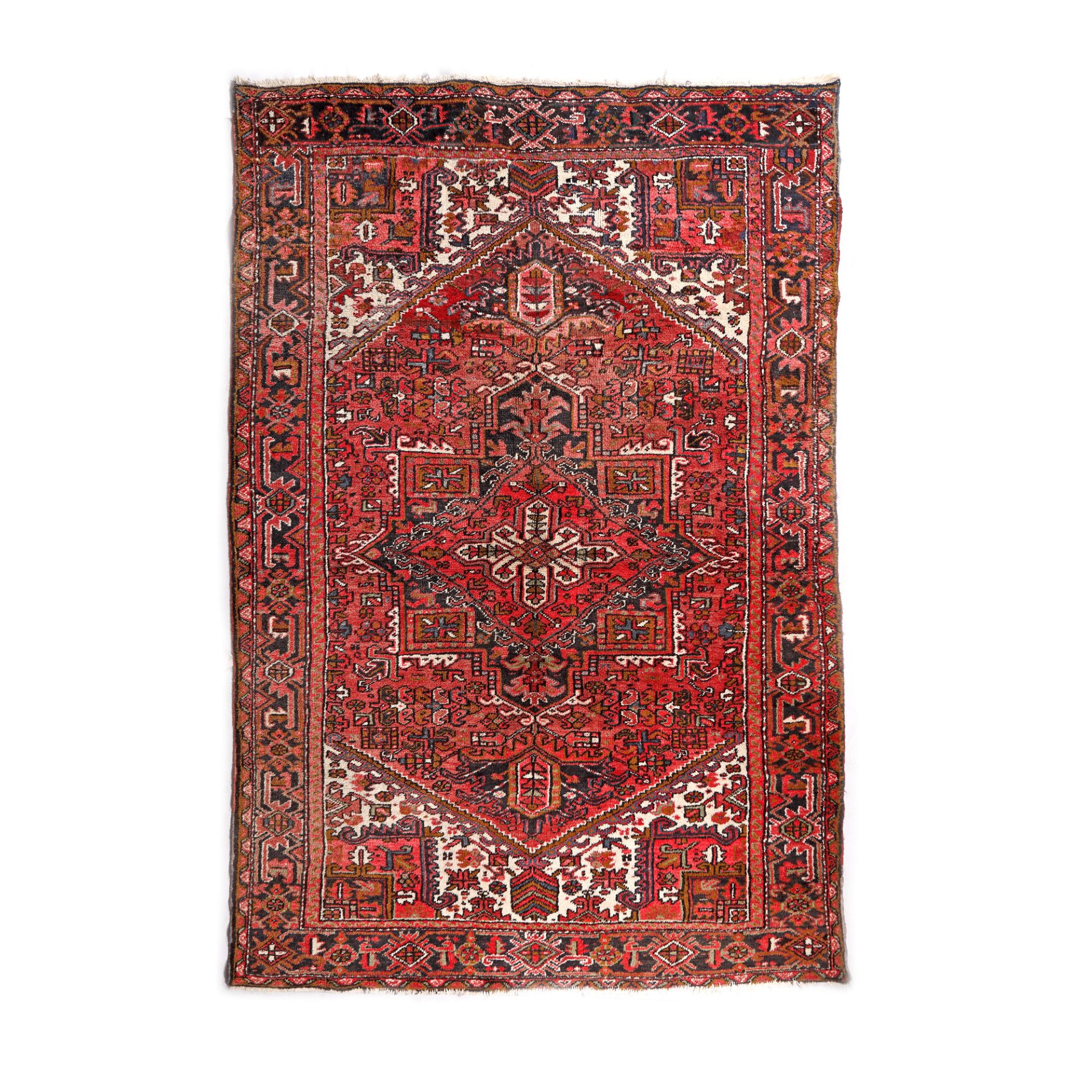 Heriz wool rug, decorated with medallion and acanthus leaves, Iran, mid-20th century