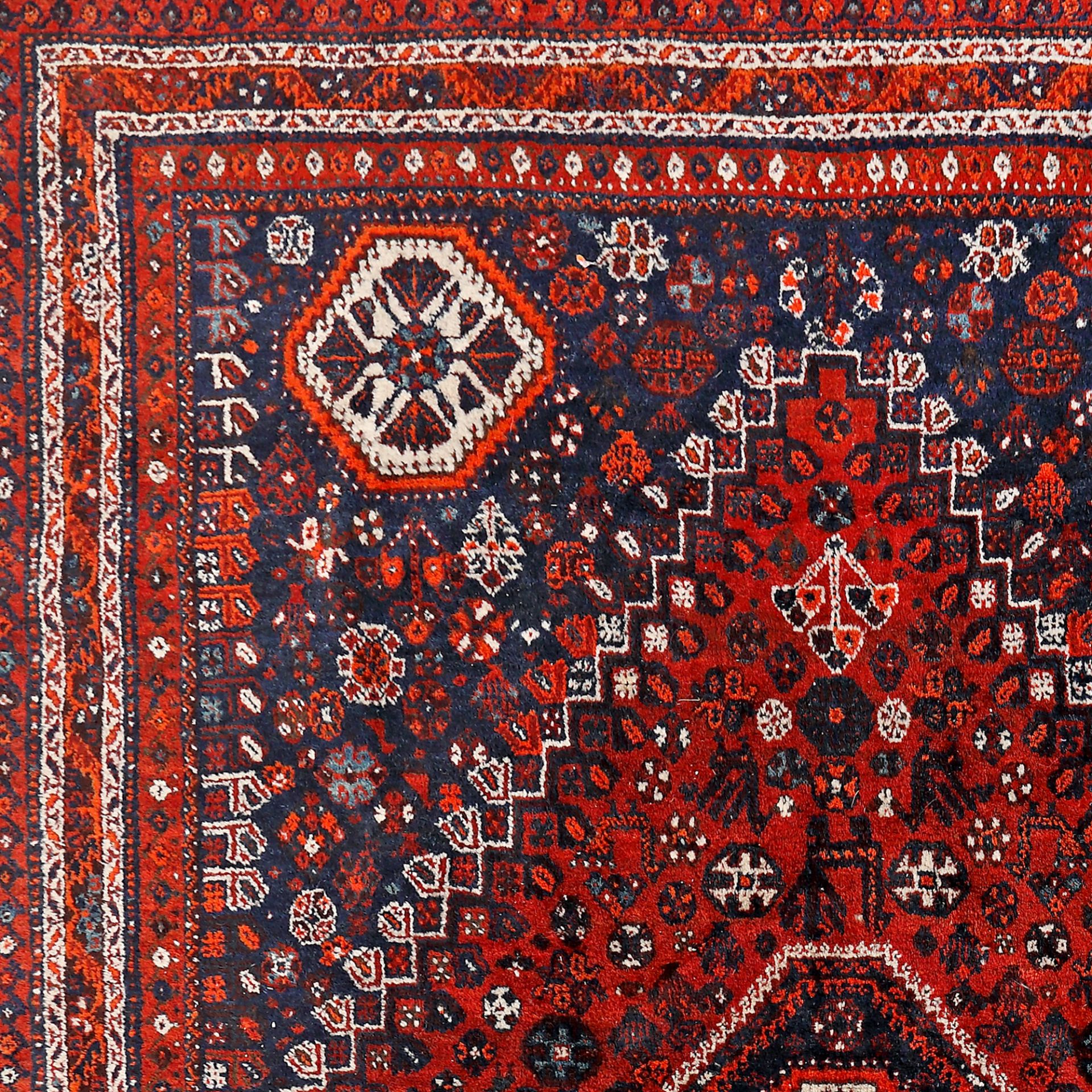Qashqai rug, wool on cotton warp, Iran, mid-20th century - Bild 2 aus 2