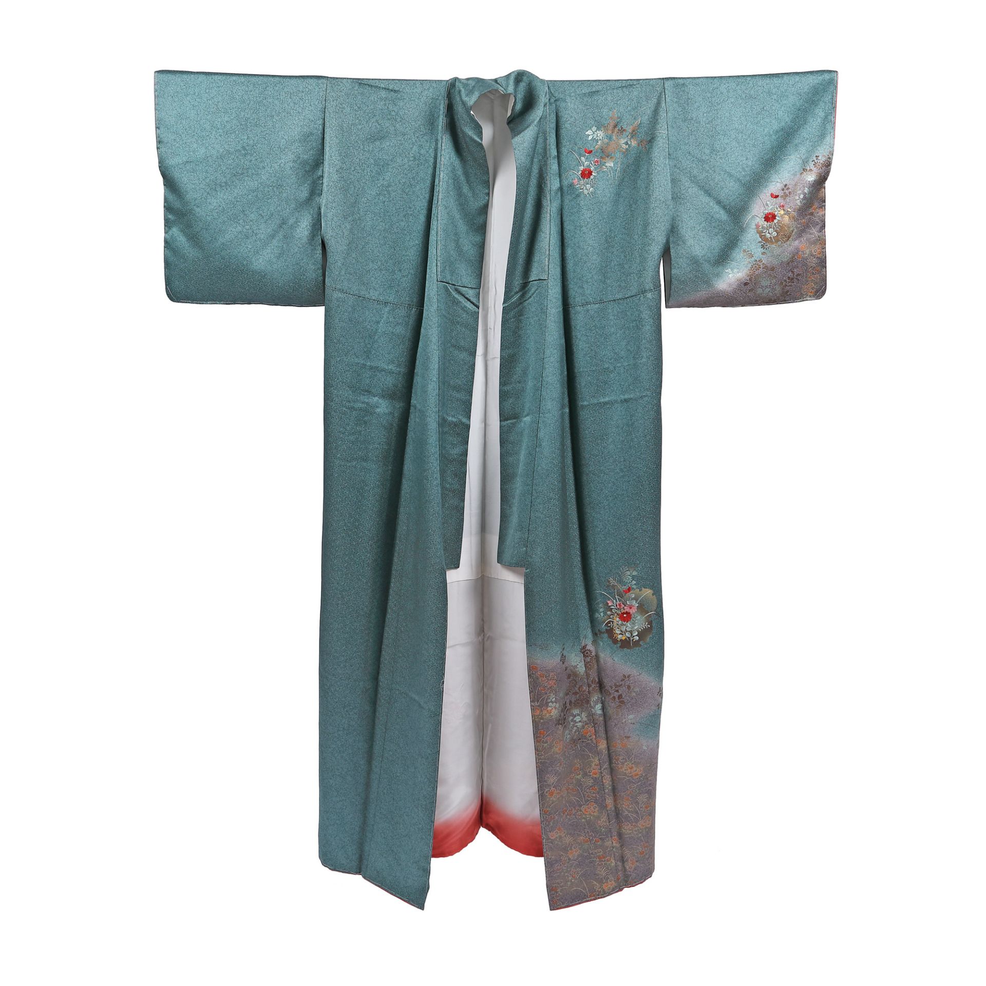 Tsukesage (formal kimono) made of silk, it has elaborate floral embellishments, embroidered and pain