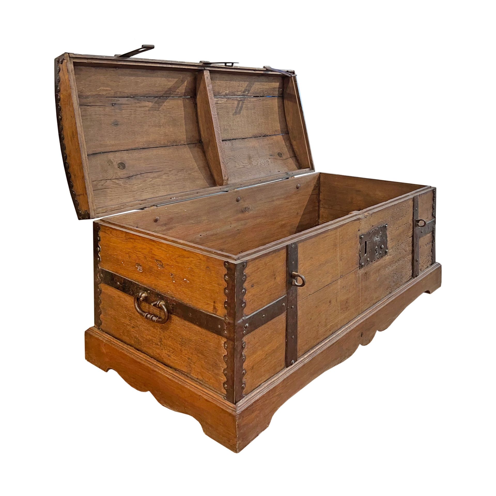 Oak chest with lock, for documents and valuable items, 19th century - Image 2 of 3