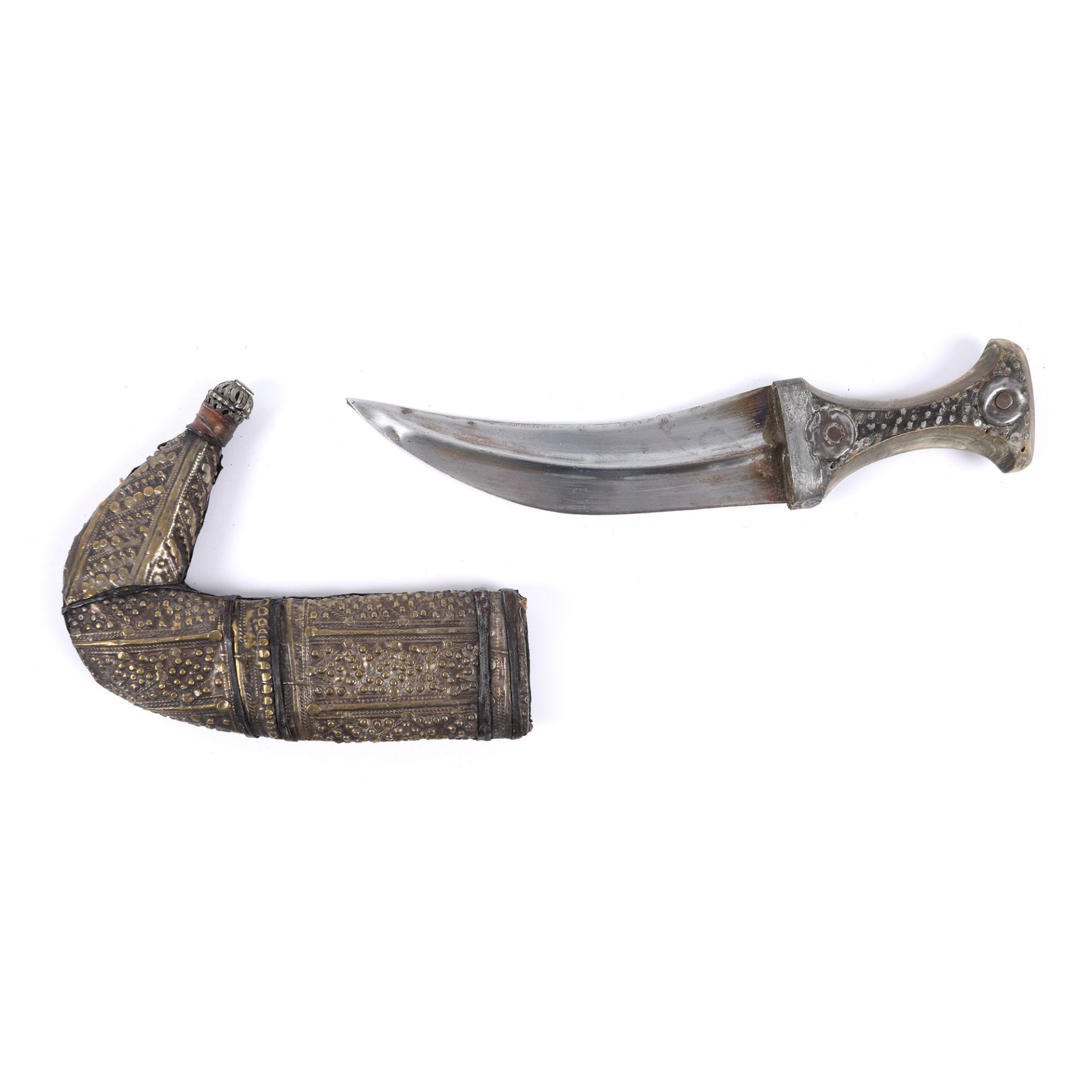 Jambaiya dagger, three miniature daggers, and belt, Yemen, start of the 20th century - Image 5 of 7