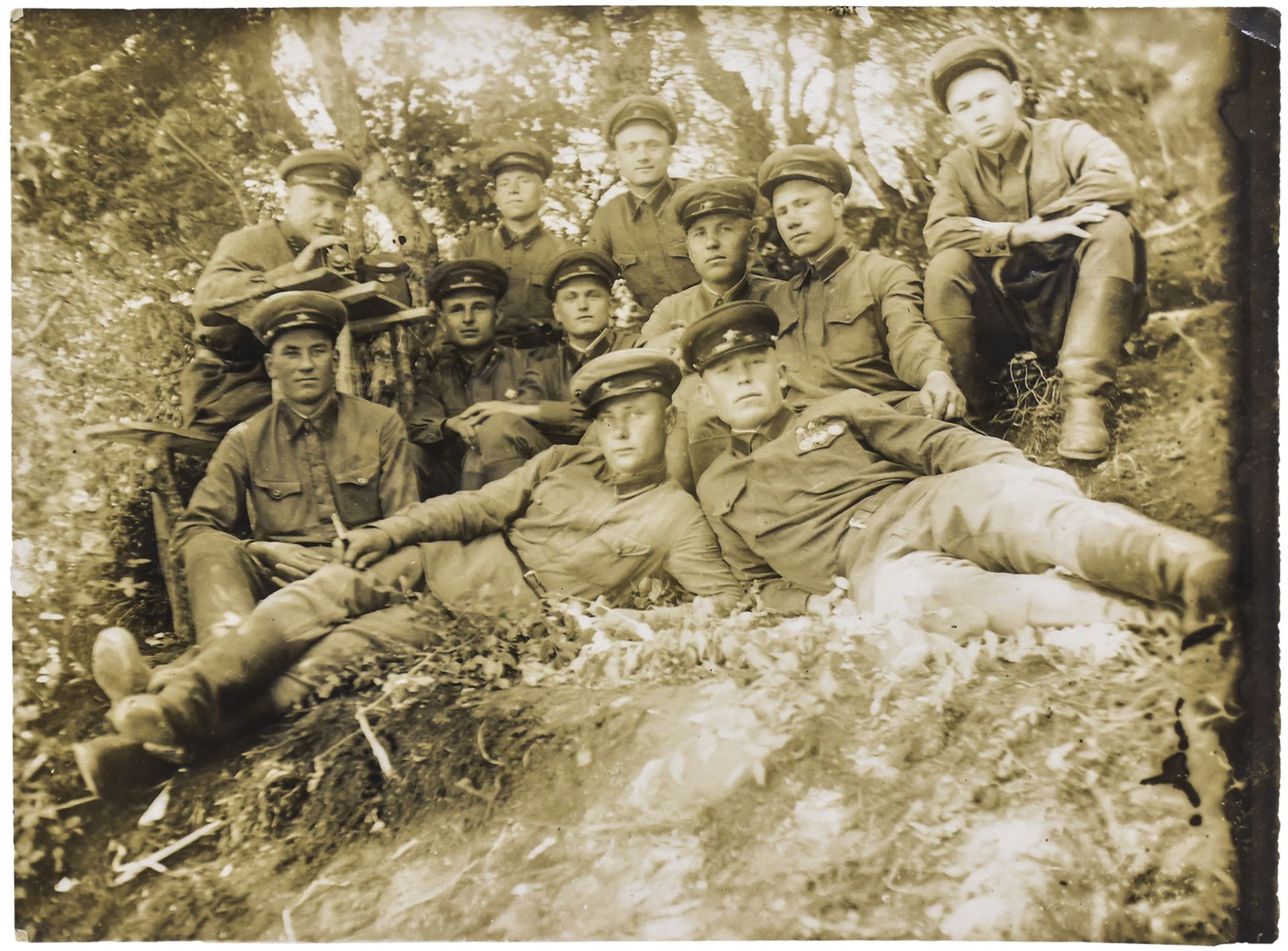 Group photograph of soldiers. 12th of July. 8,5x11,5 cm.