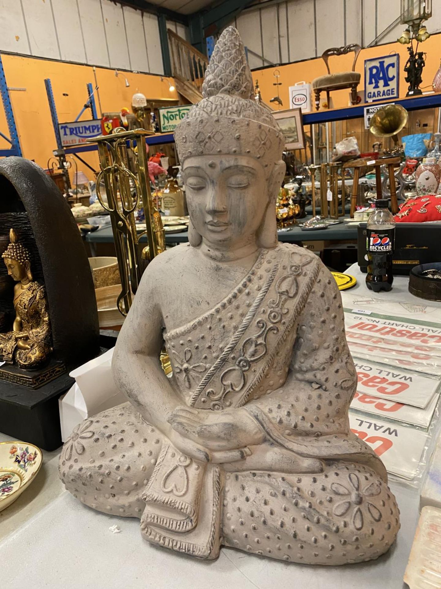 A STONE EFFECT ASIAN GODDESS, HEIGHT APPROX 47CM - Image 2 of 2