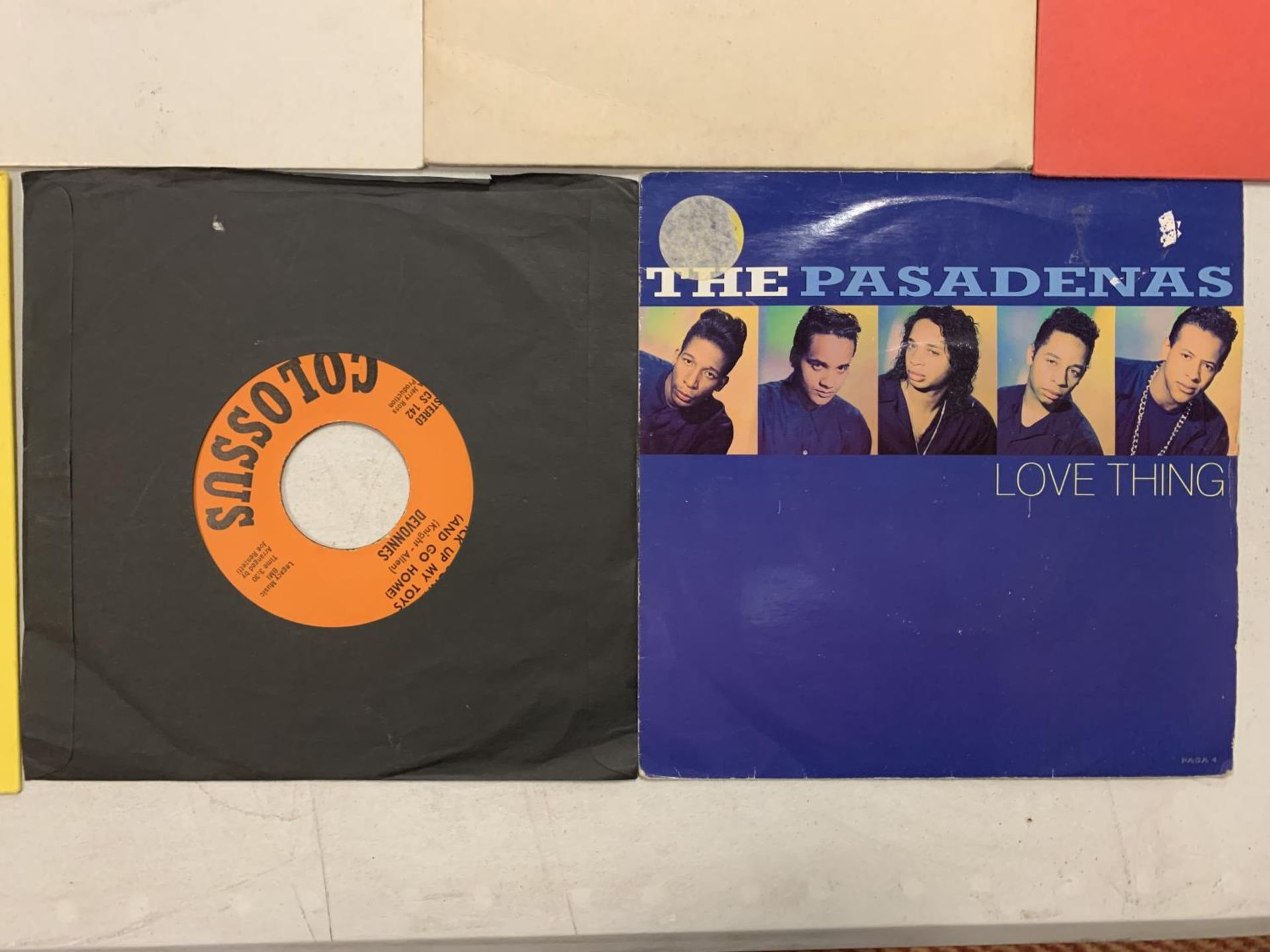 A COLLECTION OF 7 INCH MOSTLY FUNK / SOUL VINYL RECORDS TO INCLUDE: O'JAYS, THE SUPREMES, THE TAMS - Image 6 of 7