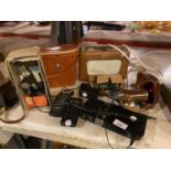 A QUANTITY OF ITEMS TO INCLUDE, BINOCULARS, VINTAGE ROBERTS RADIO, SMALL MICROSCOPE, KODAK CAMERA,