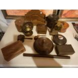 A QUANTITY OF TREEN ITEMS TO INCLUDE, LIDDED POTS, A GONG, BOXES, ETC