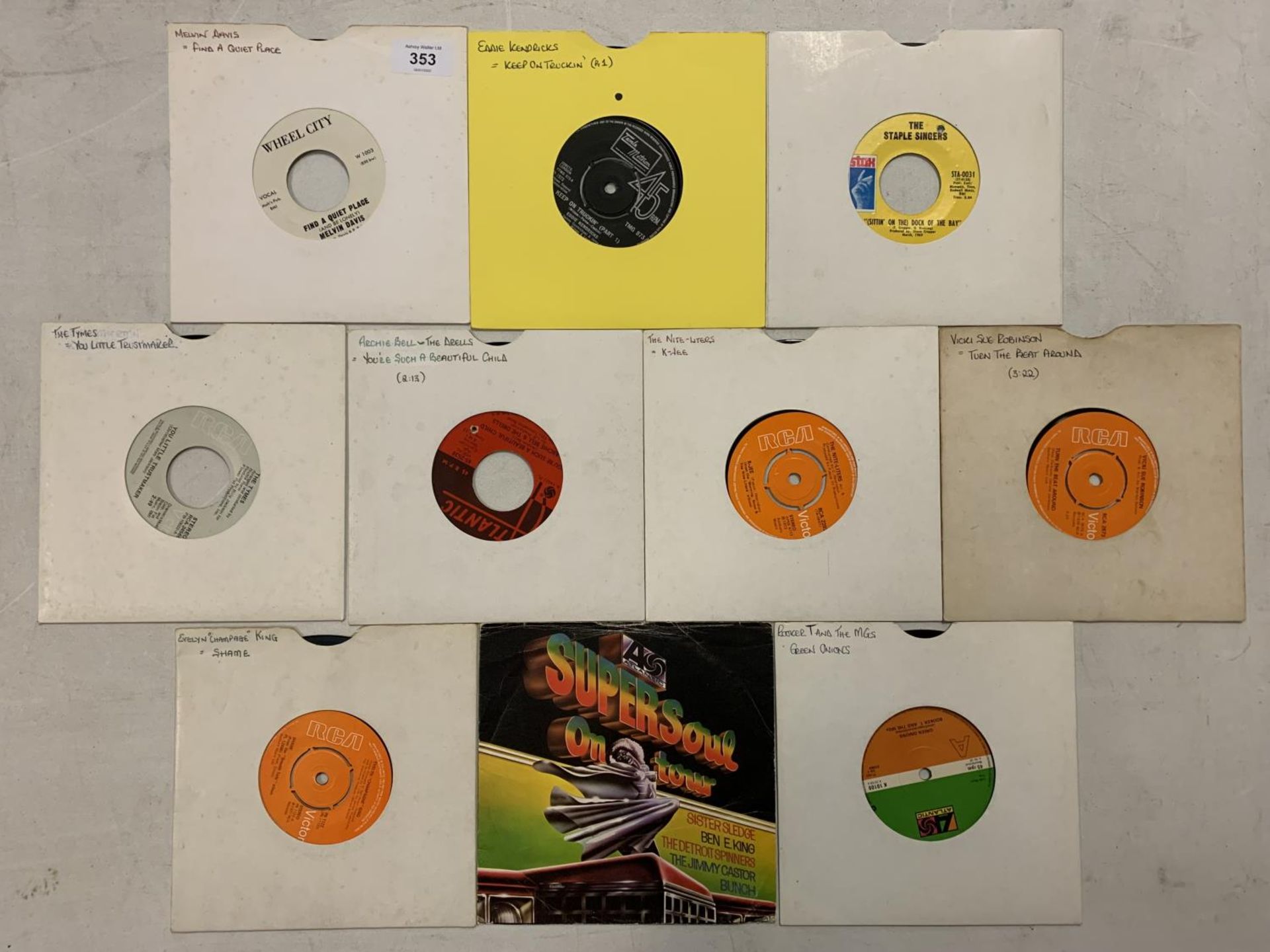 A COLLECTION OF 7 INCH MOSTLY FUNK / SOUL VINYL RECORDS TO INCLUDE: MELVIN DAVIS, EDDIE KENDRICKS,