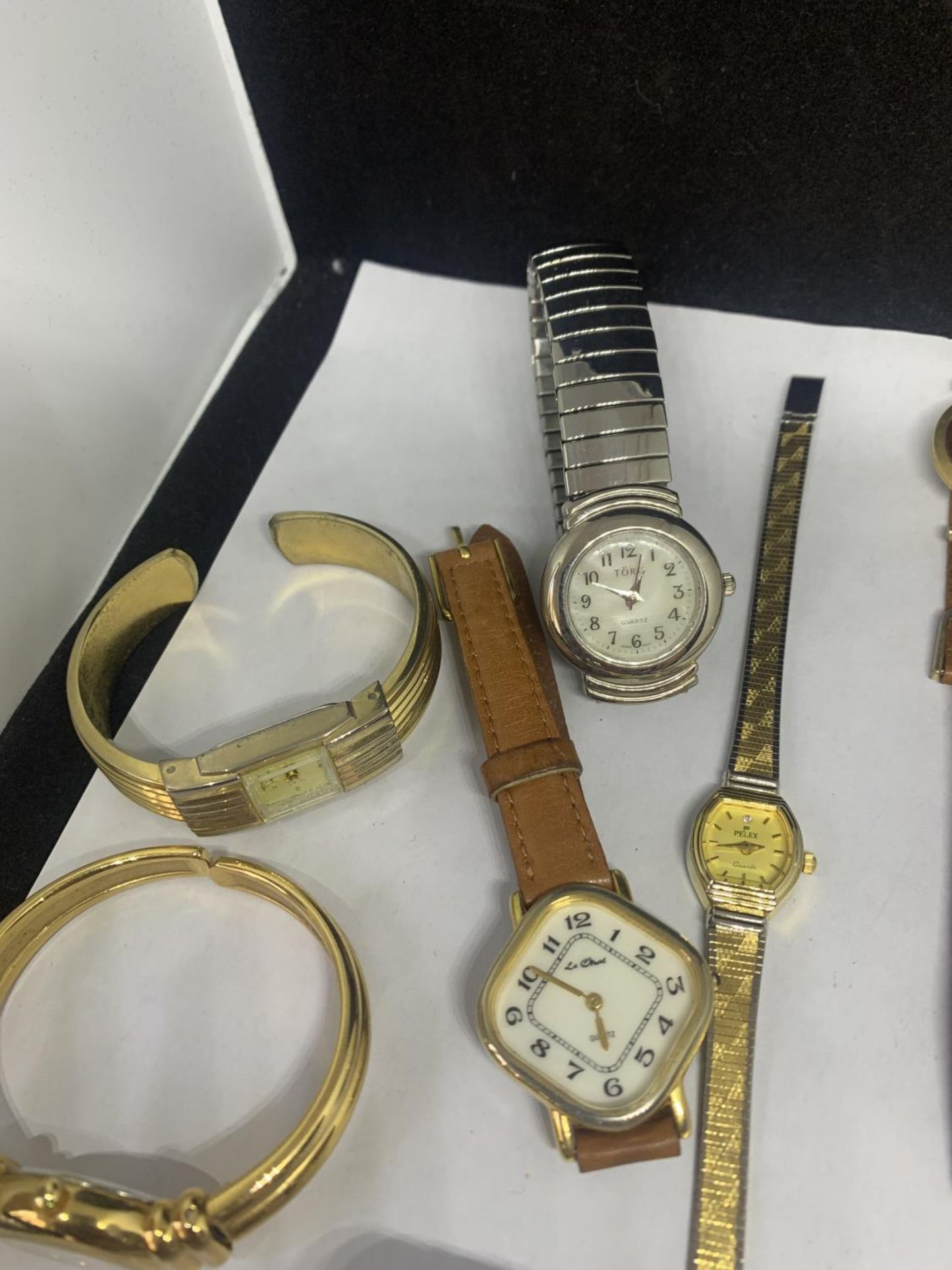 TWELVE VARIOUS FASHION WATCHES - Image 3 of 5