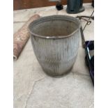 A VINTAGE GALVANISED DOLLY TUB