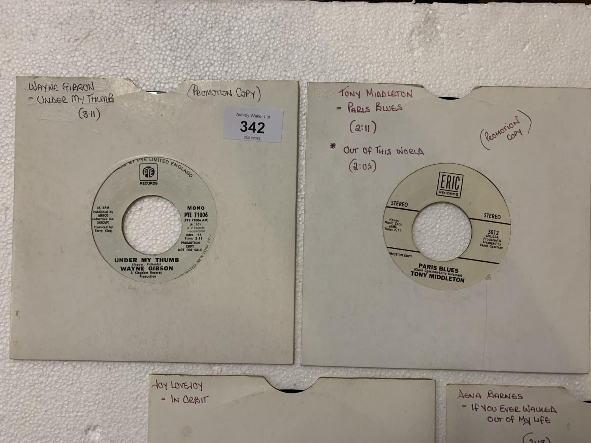 FIVE 7 INCH VINYL FUNK / SOUL RECORDS, TWO BEING PROMOTIONAL COPIES TO INCLUDE: WAYNE GIBSON, TOM - Image 2 of 5