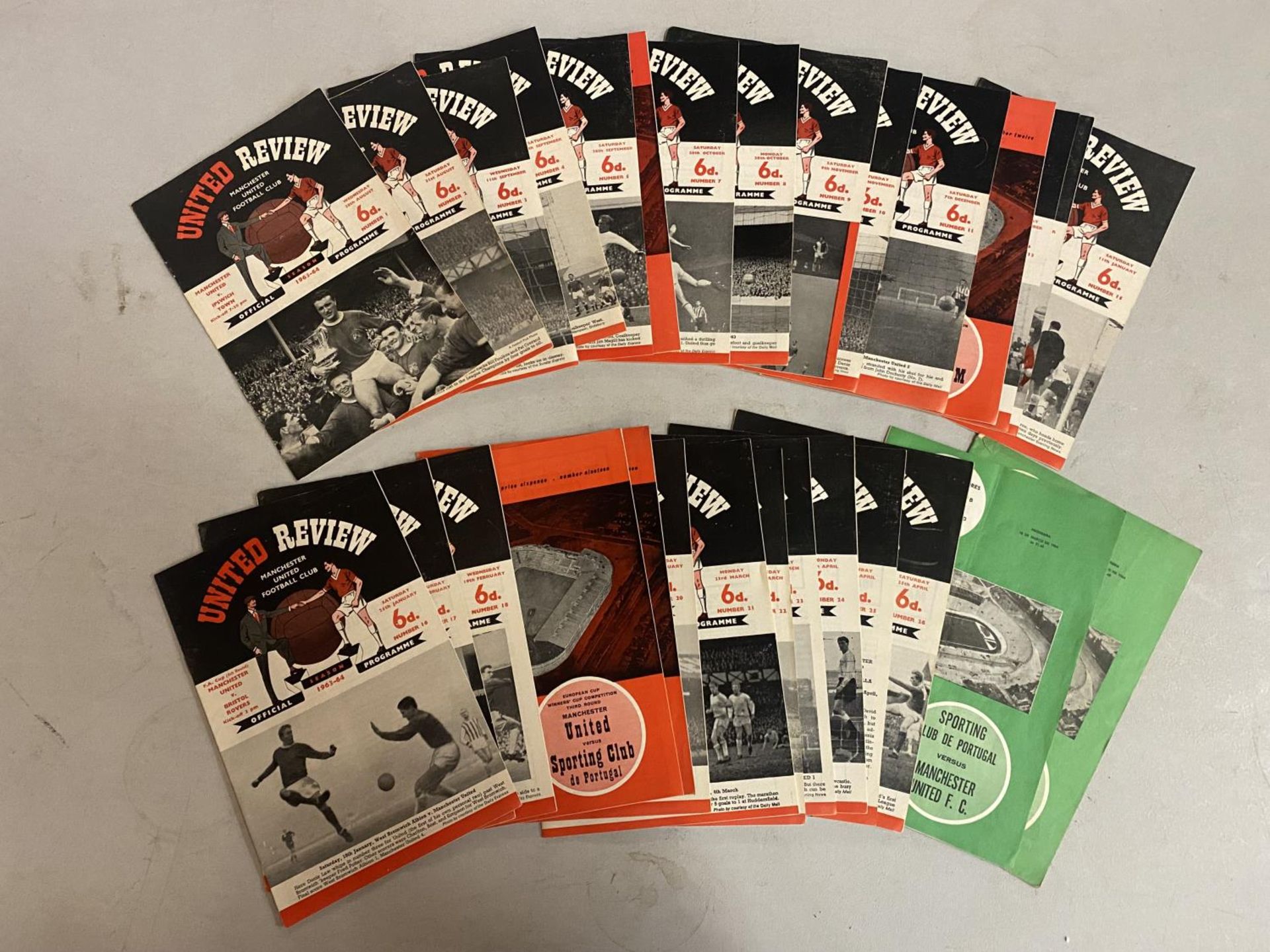 A COLLECTION OF MANCHESTER UTD PROGRAMMES FROM SEASON 1963-64 TO INCLUDE EUROPEAN FIXTURES SOME