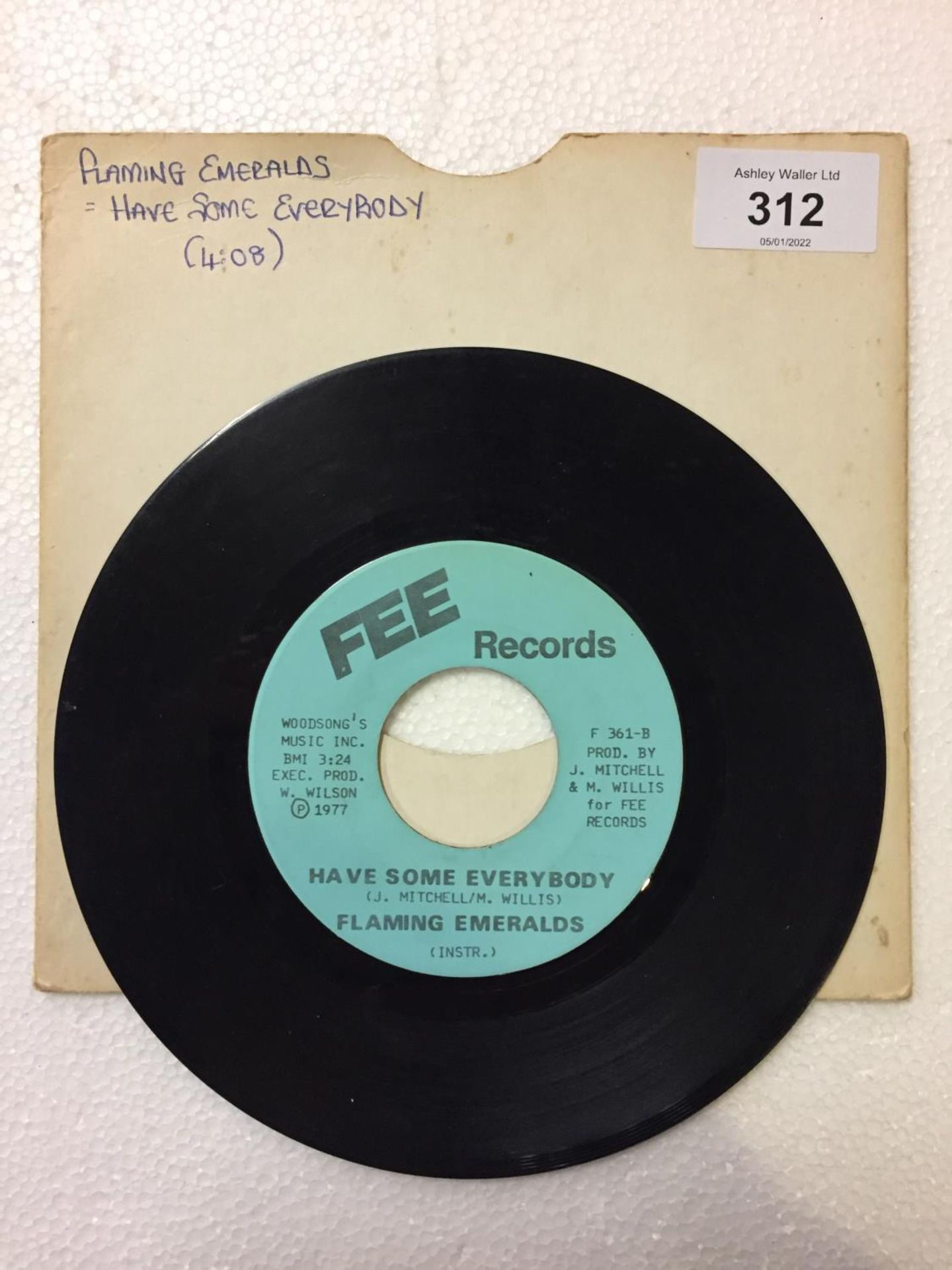 A US 1977 7 INCH VINYL FUNK / SOUL RECORD 'HAVE SOME EVERYBODY' BY FLAMING EMERALDS. LABEL: FEE - Image 2 of 2