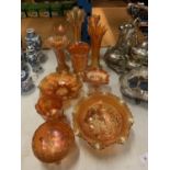 ELEVEN PIECES OF CARNIVAL GLASS TO INCLUDE FOOTED BOWLS, BOWLS, VASES ETC.