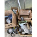 AN ASSORTMENT OF HOUSEHOLD CLEARANCE ITEMS TO INCLUDE KITCHEN KNIVES, PANS AND GLASS WARE ETC