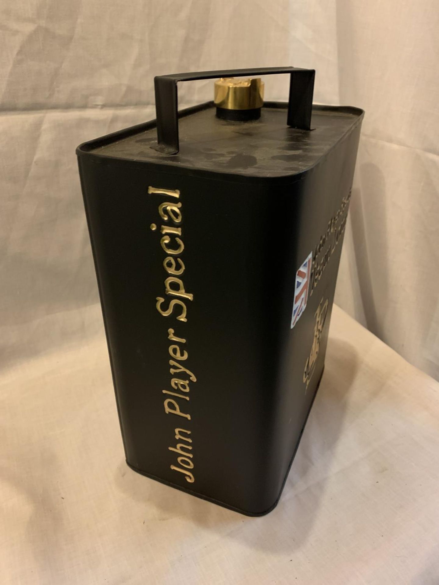 A JOHN PLAYER SPECIAL TEAM LOTUS PETROL CAN - Image 4 of 4