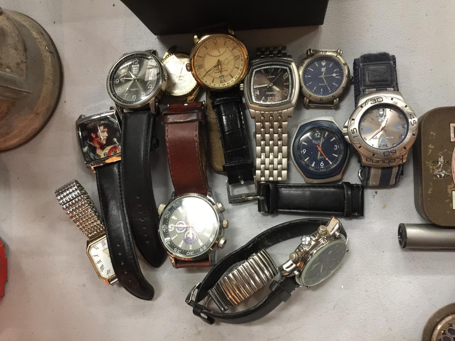 TWELVE VARIOUS WRISTWATCHES TO INCLUDE HENLEY, SEKONDA, ORLANDO, LIGE, THE FA ETC