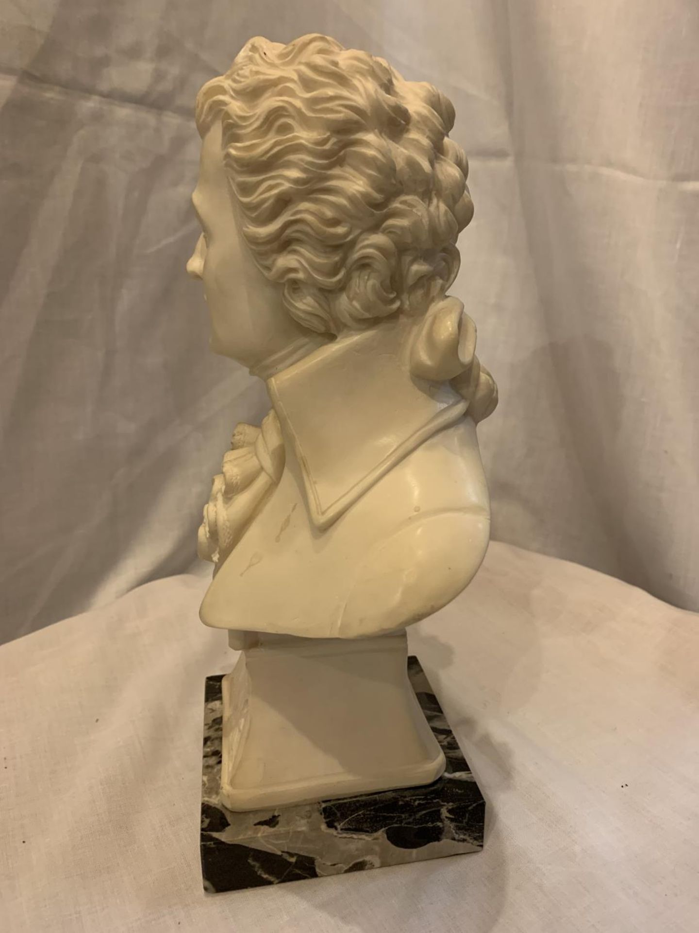 A BUST OF MOZART ON A MARBLE BASE SIGNED FARO - Image 3 of 3