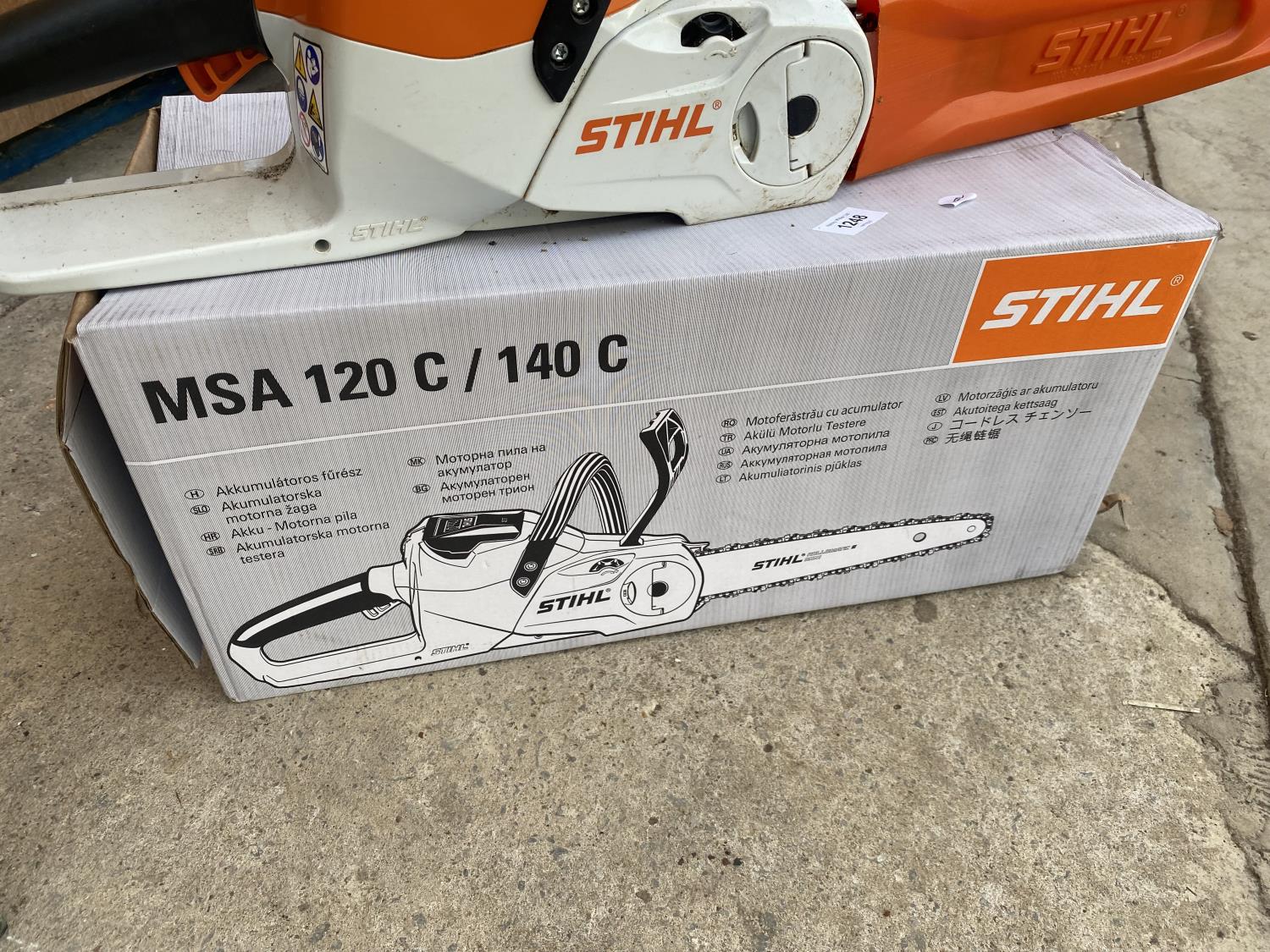 A STHIL MSA 120C BATTERY POWERED CHAINSAW (NO BATTERY) - Bild 2 aus 4