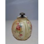 A ROYAL WORCESTER VICTORIAN BLUSH FLORAL DESIGN LIDDED POT