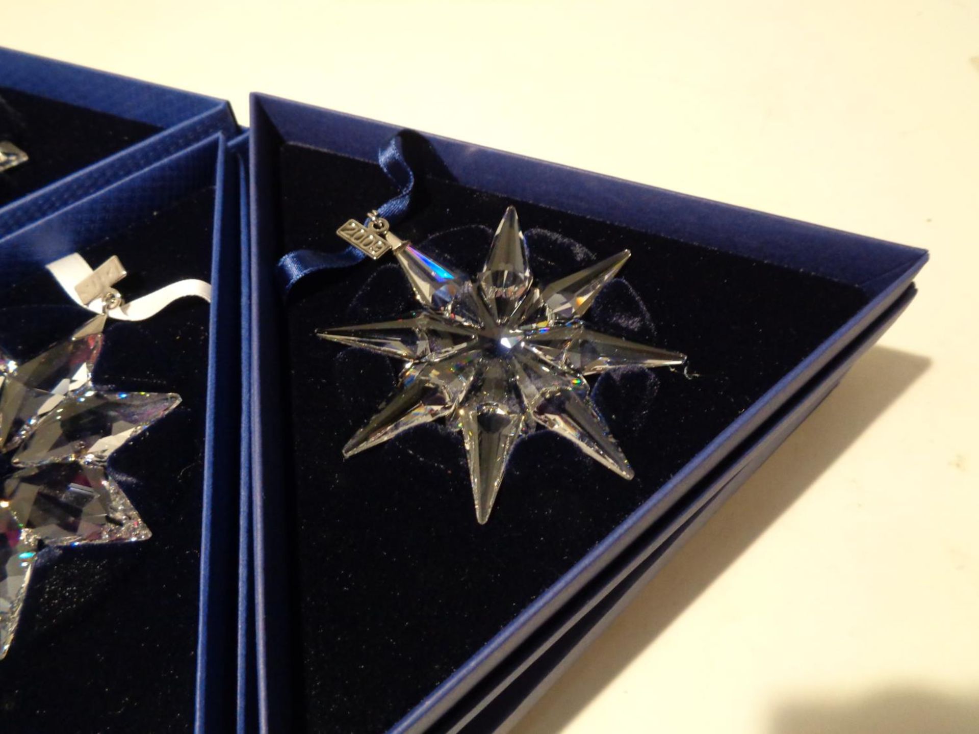 THREE SWAROVSKI ANNUAL EDITION SNOWFLAKE CHRISTMAS ORNAMENTS 2009, 2012, 2013 IN BOXES - Image 2 of 4